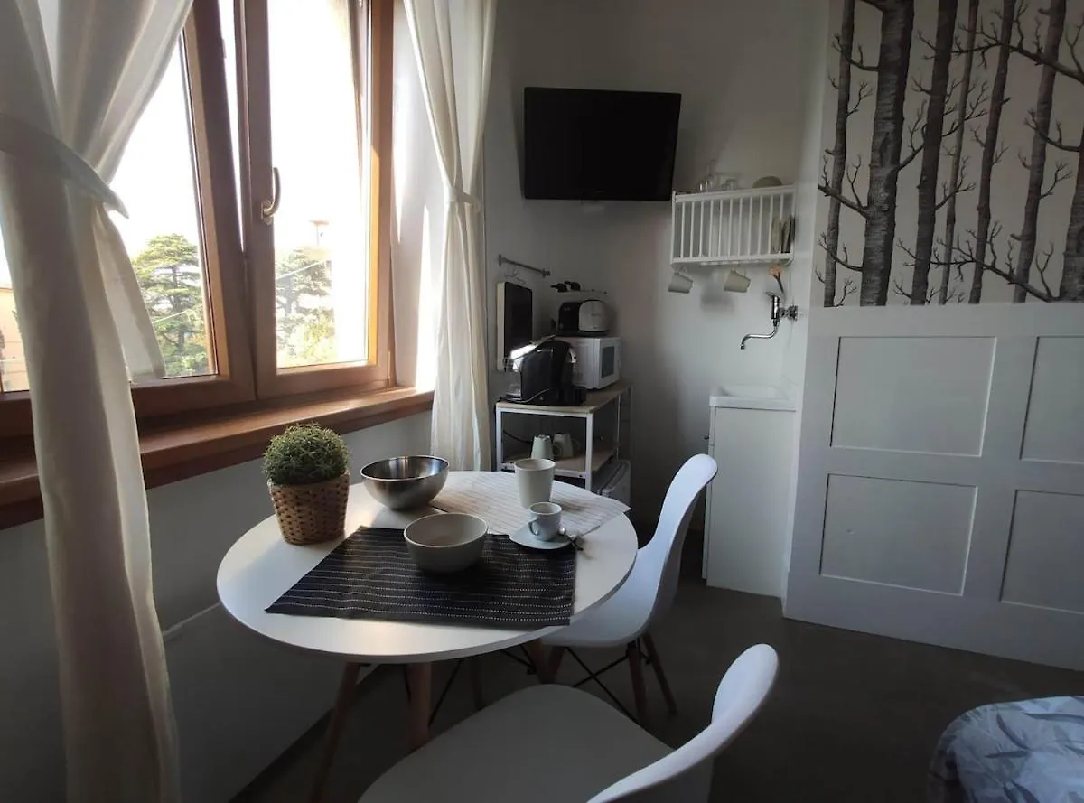 ורונה Rail Station Guest House