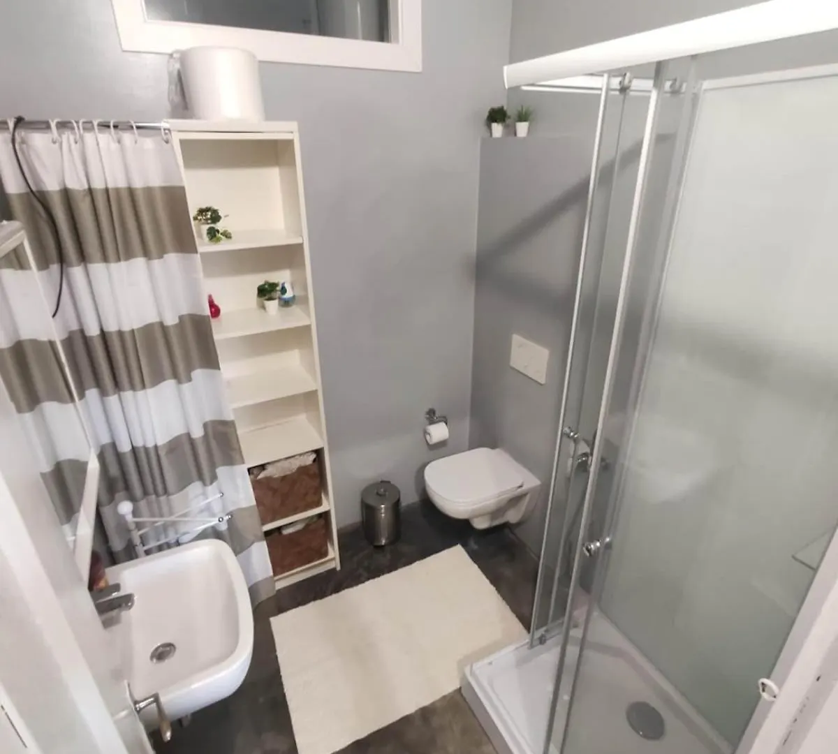 Apartment Rail Station Guest House Verona Italy